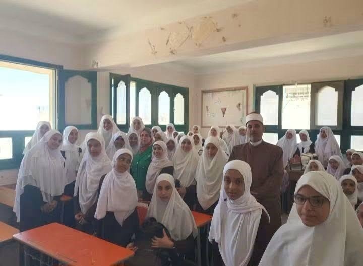 «أثر التكنولوجيا الحديثة في بناء الوعي».. ندوة توعوية لـ«خريجي الأزهر» بالبحر الأحمر